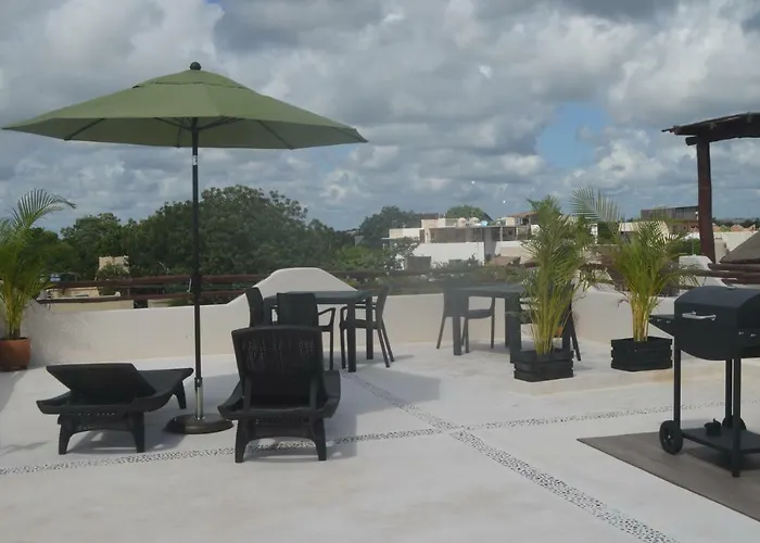 Tua Large Comfortable Pool Parking Space Apartment